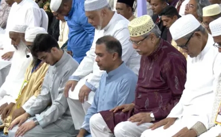 রাষ্ট্রপতি ও প্রধানমন্ত্রীর অংশগ্রহণে জাতীয় ঈদগাহে ঈদুল ফিতরের প্রধান জামাত অনুষ্ঠিত