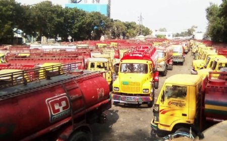 ৮ জেলায় অনির্দিষ্টকালের জন্য তেল সরবরাহ বন্ধ