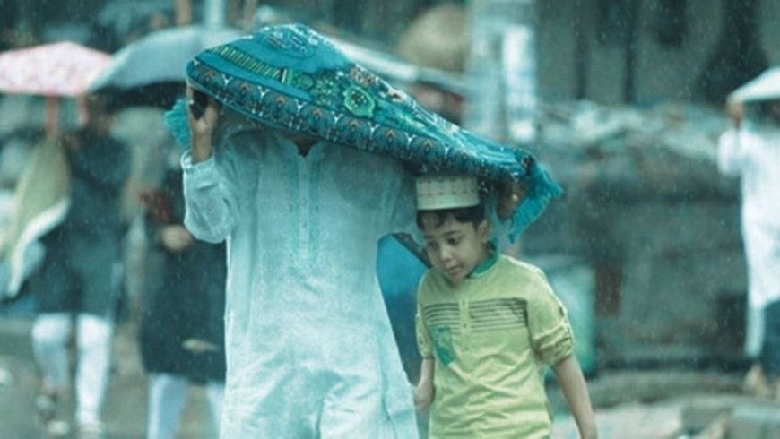 ঈদের সকালে রাজধানীসহ সারাদেশে বৃষ্টি, ঈদগাহের বদলে মসজিদে জামাতের ভিড়