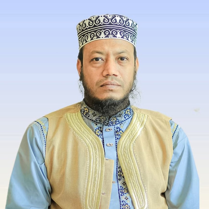 আমির হামজার বিরুদ্ধে ১০০ কোটি টাকার মানহানি মামলা