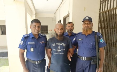 কাশিয়ানীতে শীর্ষ মাদক সম্রাট গ্রেফতার, বিপুল পরিমাণ ইয়াবা ও নগদ টাকা উদ্ধার