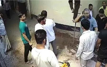 কিডনি চিকিৎসক ডা. কামরুলের হাসপাতালে চাঁদাবাজি, যুবদল নেতা মঈন গ্রেপ্তার