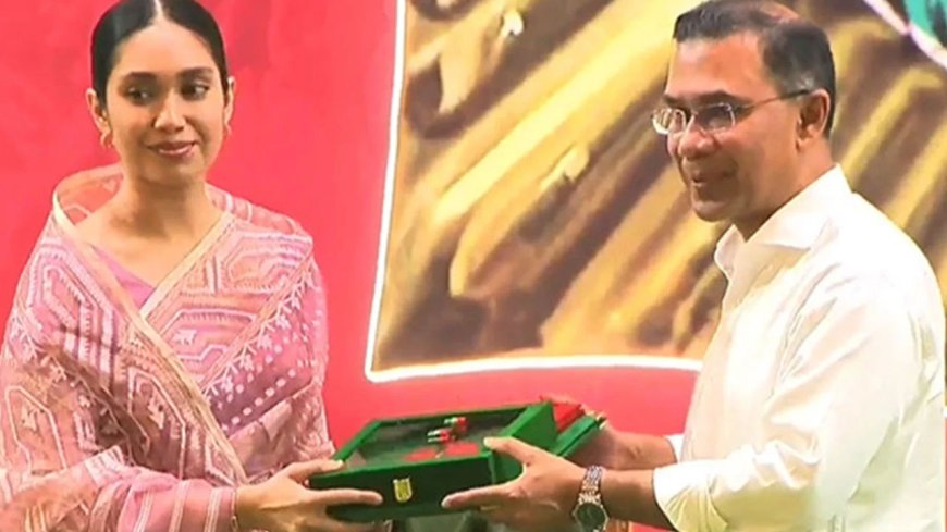 খালেদা জিয়ার পক্ষে স্বাধীনতা পুরস্কার নিলেন নাতনি জাইমা রহমান