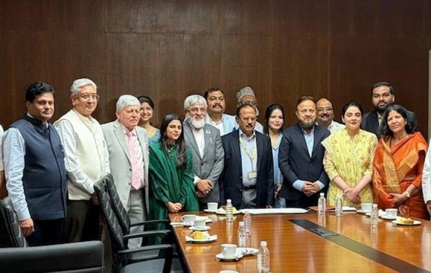 মুসলিমদের মন পাওয়ার চেষ্টা মোদি সরকারের!