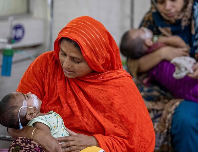 রেকর্ড মৃত্যুতে বাড়ছে আতঙ্ক: হাম ও উপসর্গে একদিনেই প্রাণ গেল আরও ১২ শিশুর