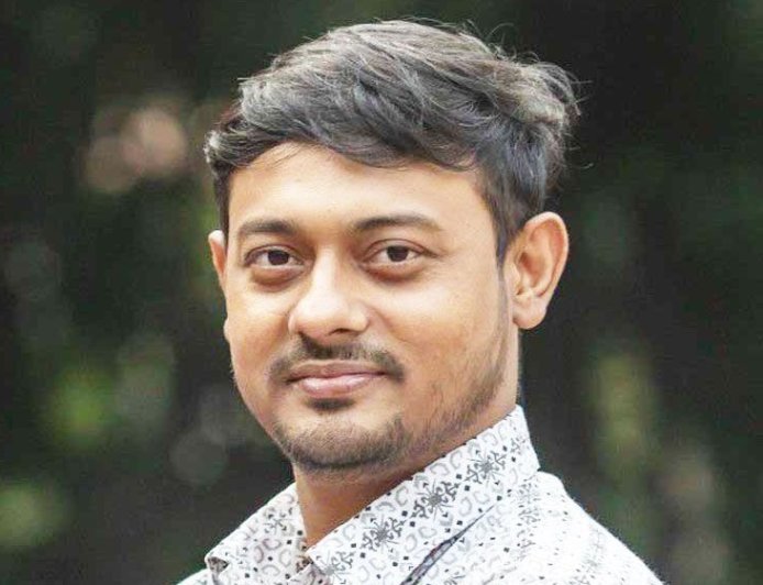 নাসীরুদ্দীন পাটওয়ারীর ওপর হামলা
