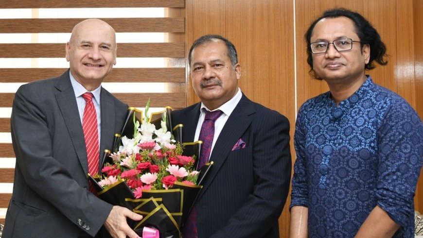 ইতালিতে বৈধ পথে আরও বেশি বাংলাদেশি নেওয়ার আহ্বান তথ্যমন্ত্রী জহির উদ্দিন স্বপনের