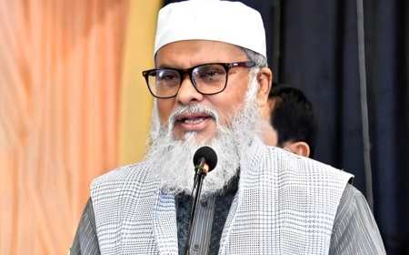 বিদেশে চিকিৎসা ব্যয় নিয়ে মিডিয়া ফ্রেমিংয়ের বিরুদ্ধে মুখ খুললেন সাবেক ধর্ম উপদেষ্টা ড. আ ফ ম খালিদ হোসাইন