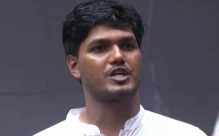 আওয়ামী লীগের একটি অর্গানকেও দেশের মাটিতে ফাংশন করতে দেওয়া হবে না’: ঢাবি ছাত্রদল নেতা আবিদুল
