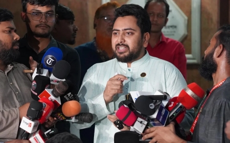 হাসিনার জন্য ফাঁসির দড়ি অপেক্ষা করছে: নাহিদ ইসলাম