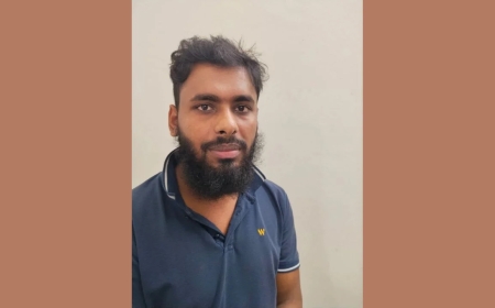 মাদারীপুরে ৩০ মামলার পলাতক আসামি ইয়াবা ও চাপাতিসহ গ্রেপ্তার