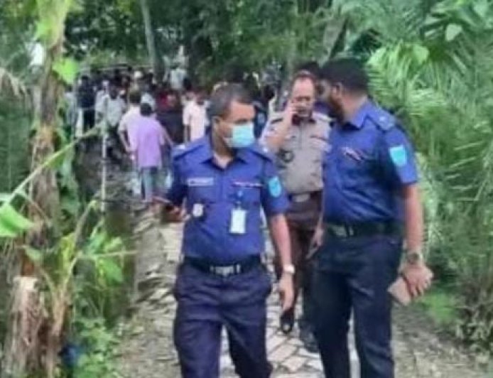 গোপালগঞ্জে পুকুর থেকে পুলিশ কর্মকর্তার মরদেহ উদ্ধার, স্ত্রী-শ্বশুর আটক