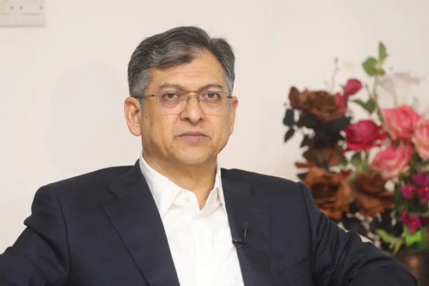 ফিলিস্তিনি শিক্ষার্থীদের জন্য অন-অ্যারাইভাল ভিসার নির্দেশ স্বরাষ্ট্রমন্ত্রীর