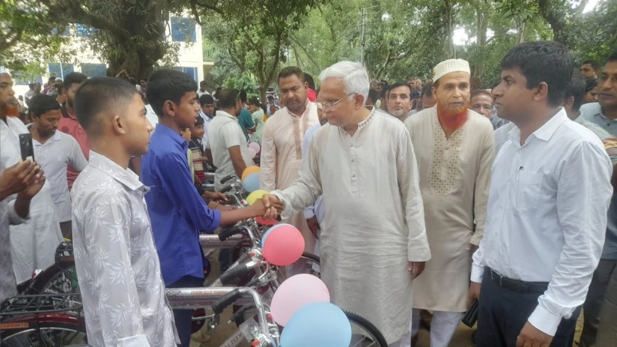 সবাইকে নিয়ে আমরা মানবিক বাংলাদেশ গড়তে চাই