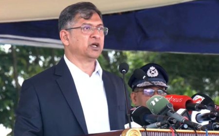 পুলিশ কোনো দলের লাঠিয়াল বাহিনী নয়: স্বরাষ্ট্রমন্ত্রী