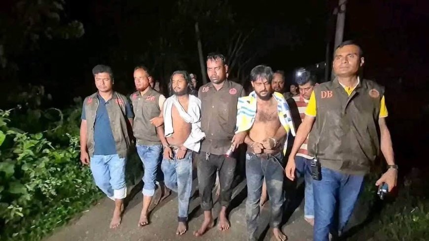 বগুড়ায় ডিবির অভিযান, অস্ত্র-মাদকসহ গ্রেপ্তার ৩