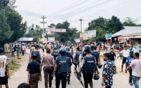 মাইকে ঘোষণা দিয়ে দুই গ্রামবাসীর মা'রা'মারি, পুলিশসহ আ'হত কয়েকজন